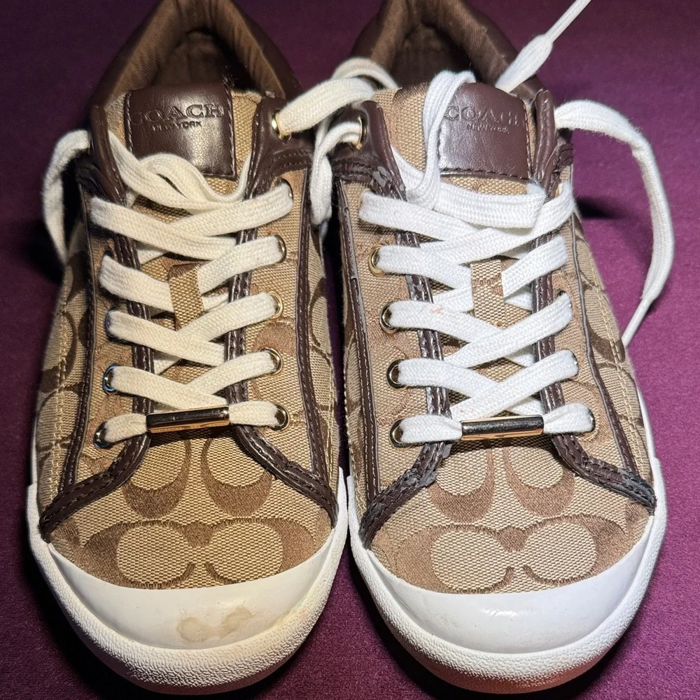 Coach stylish sneakers