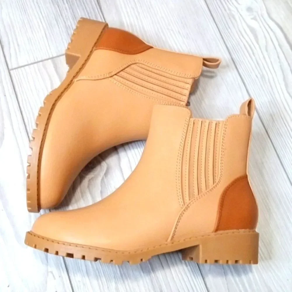 (70-3705)  ZBY Girls Ankle Boots Sz 1
