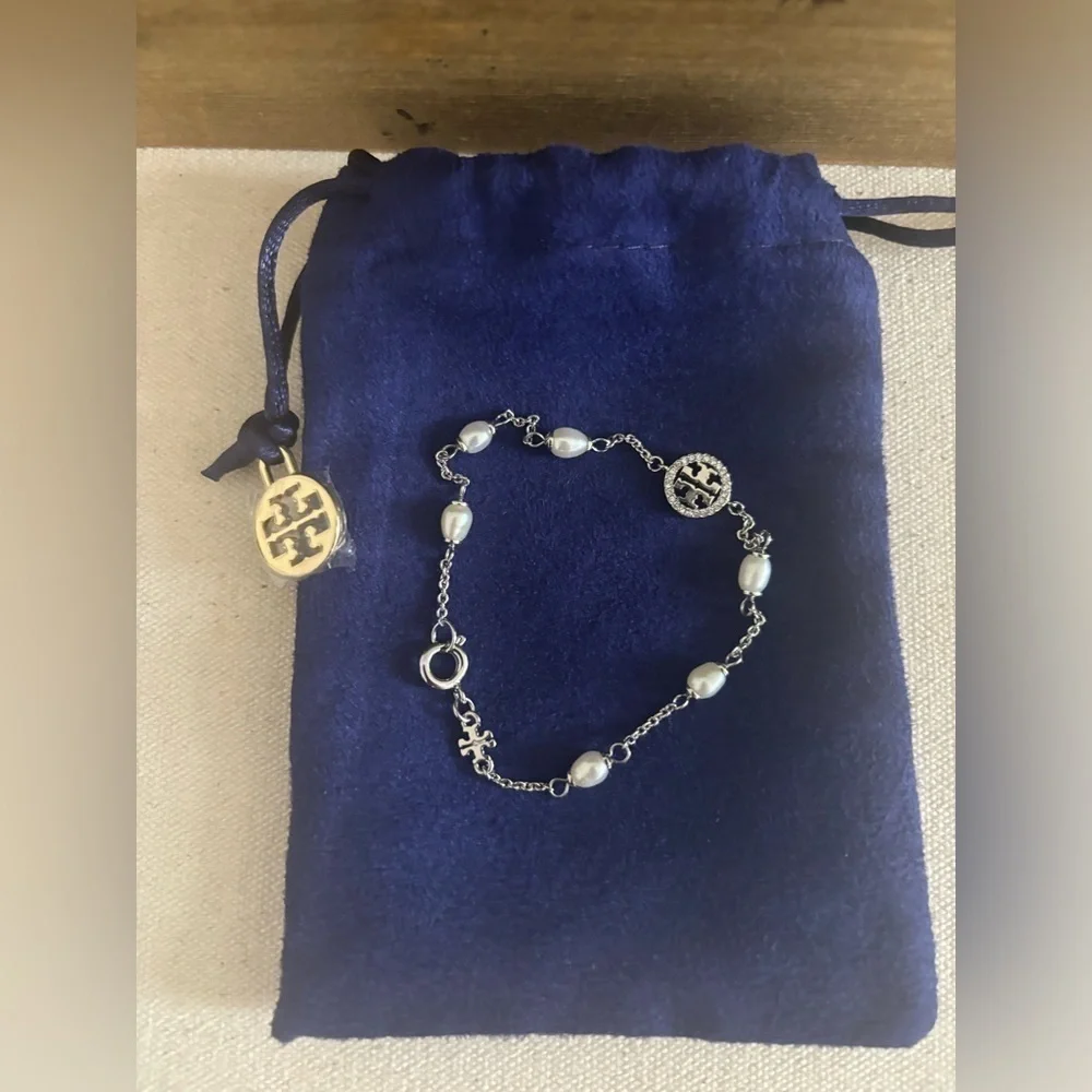 Tory Burch tory burch