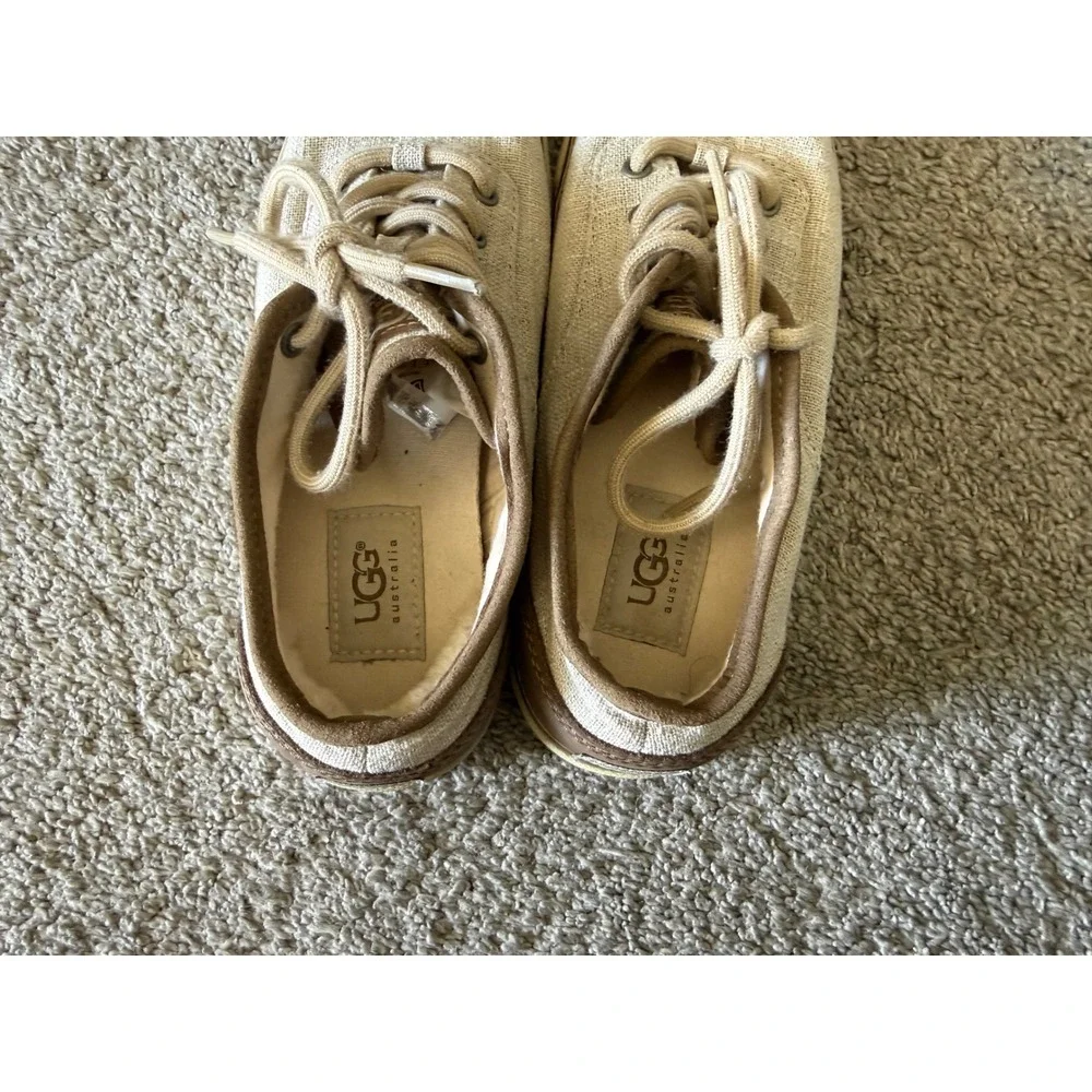 UGG Australia ugg australia