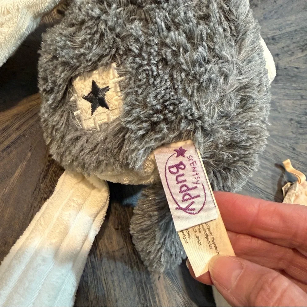 Scentsy “homer husky”