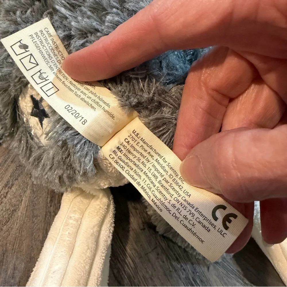 Scentsy “homer husky”