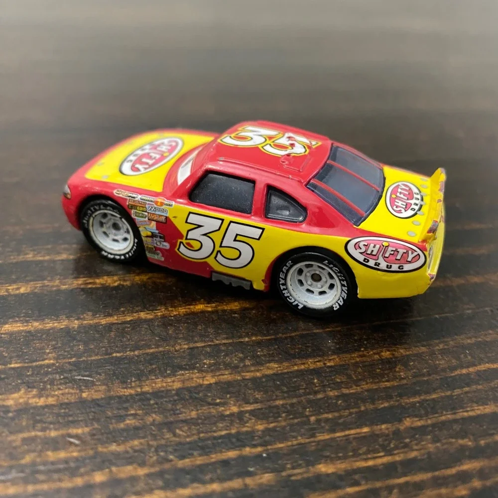 Disney Pixar Cars Shifty Drug Kevin Racingtire 35 Diecast‎ Piston Cup Racer Red