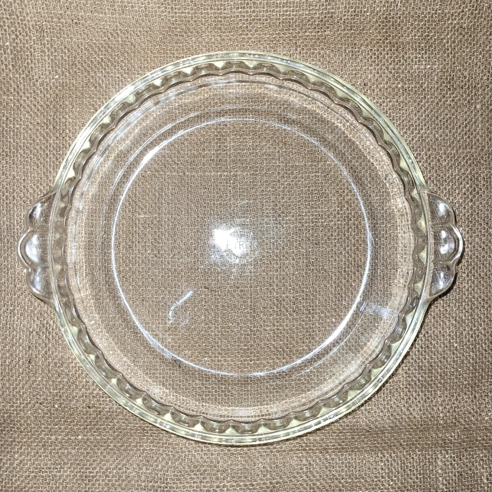 2 Vintage Clear Glass Pyrex Yellow Hue Pie Plate 9