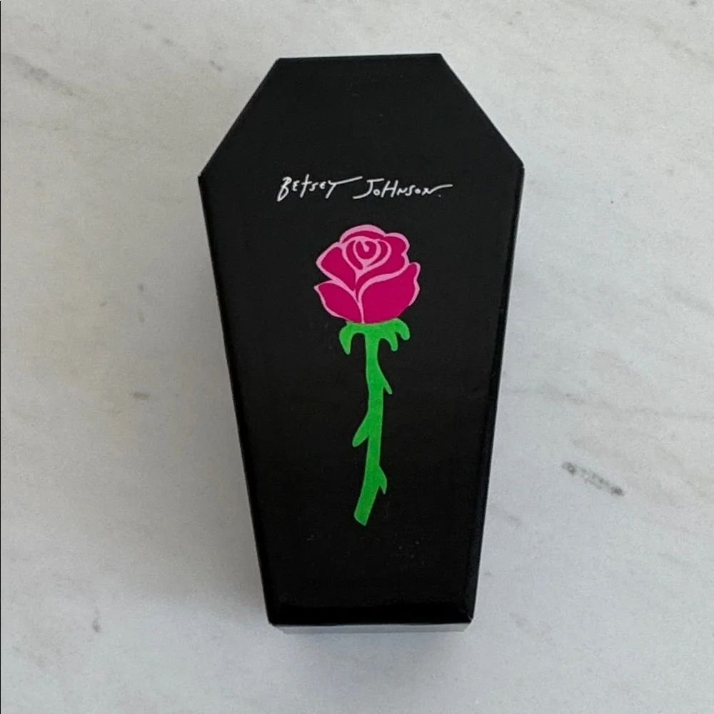 Betsey Johnson terrific piece