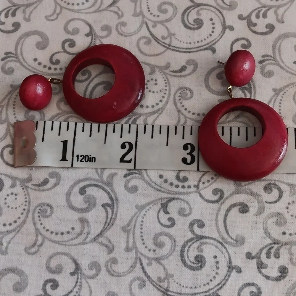 N/A vintage red