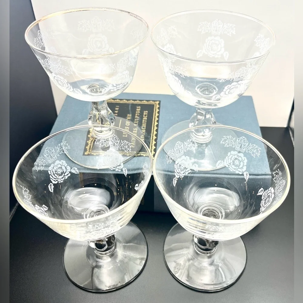 Homer Laughlin dainty vintage