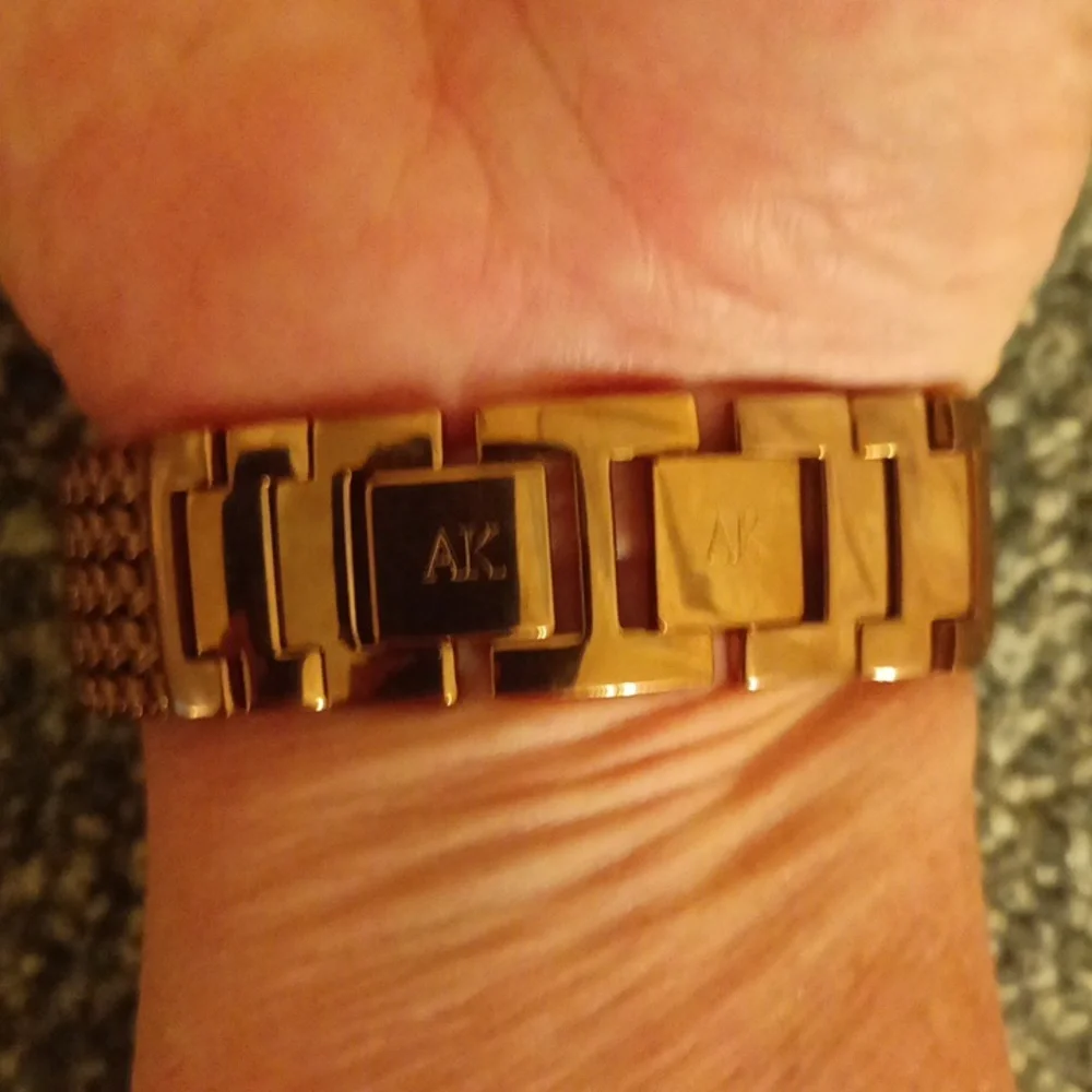 Anne Klein anne klein