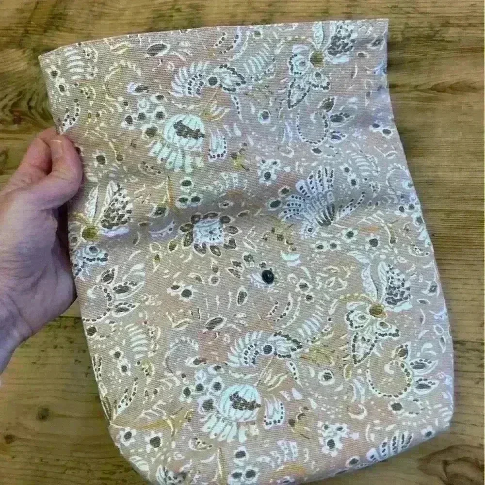 Insulated lunch bag
