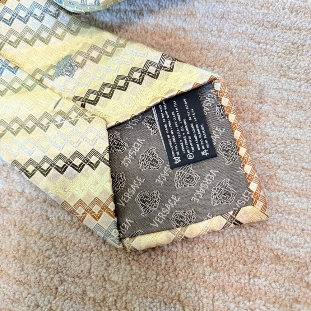 Versace brand medusa