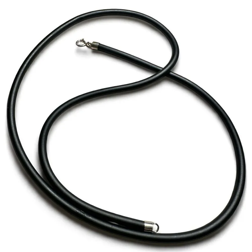 N/A 22” black