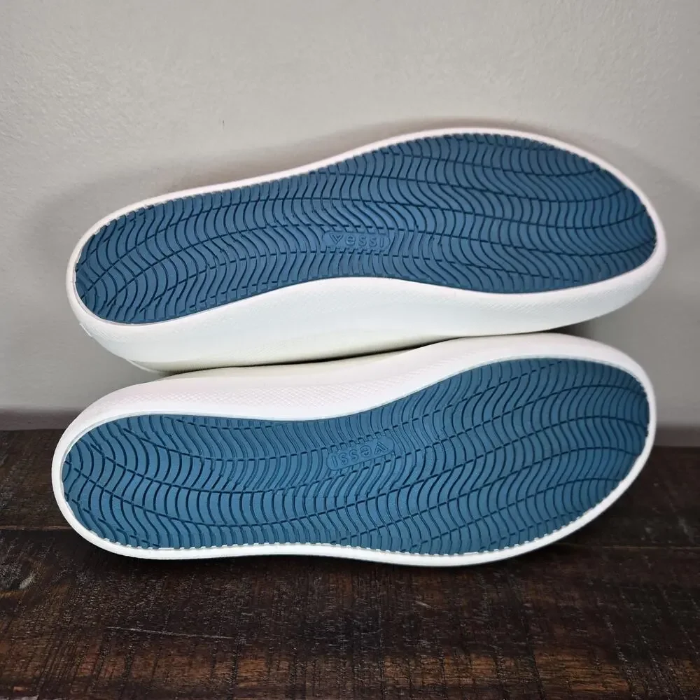 Vessi boardwalk slip
