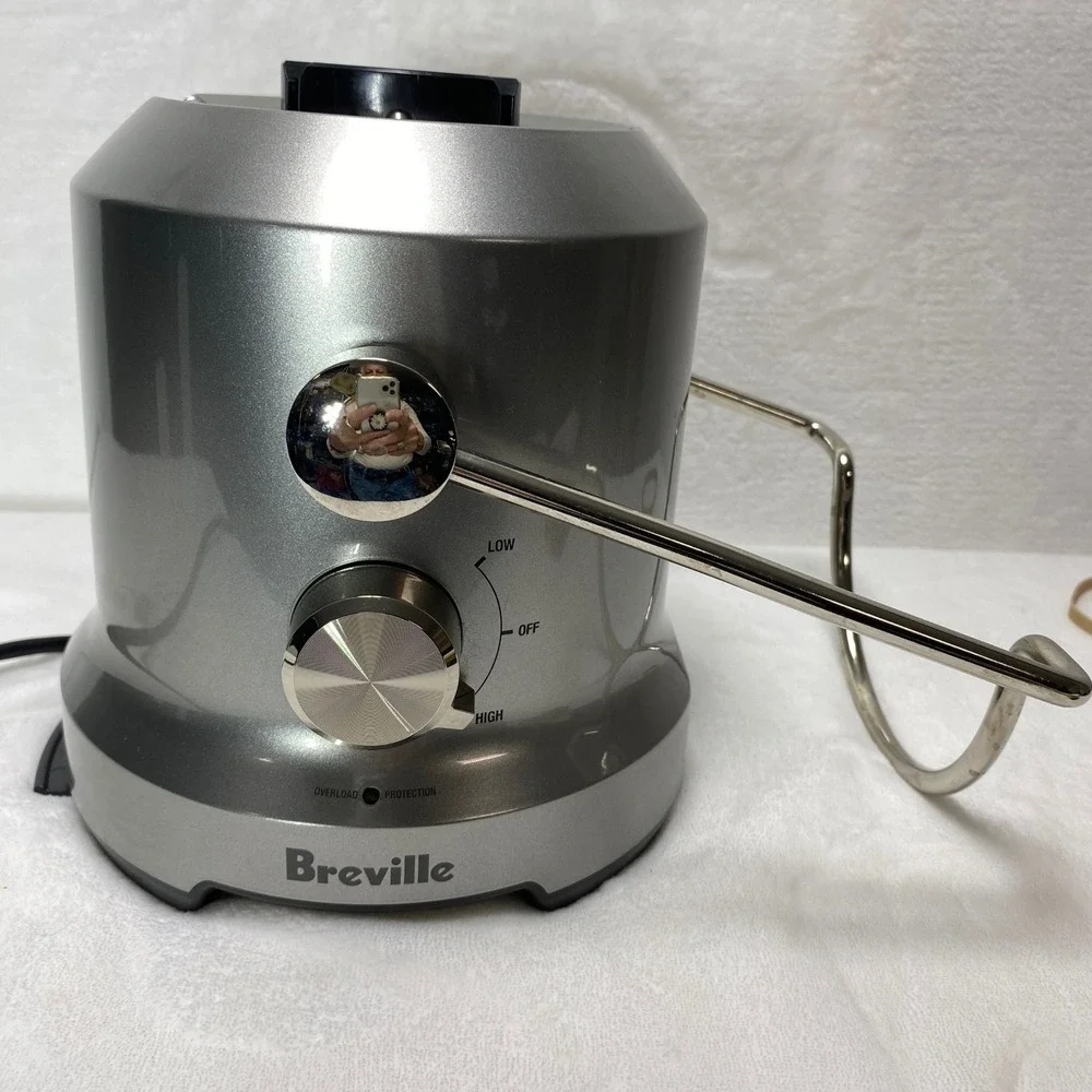 Breville BJE430 SILUSC Centrifugal Juicer 120V 850W‎ Silver BASE ONLY Perfect