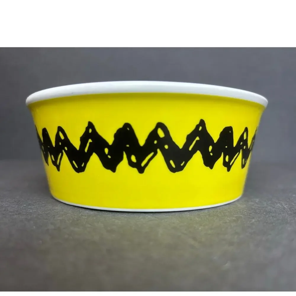 Peanuts stoneware pet