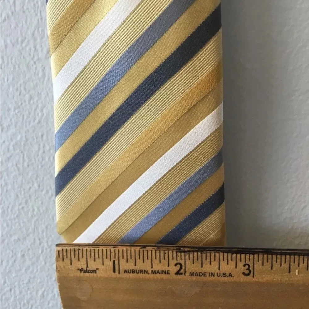 FOR MY SPECIAL BOY L&T Silk Zip Necktie Yellow NWOT