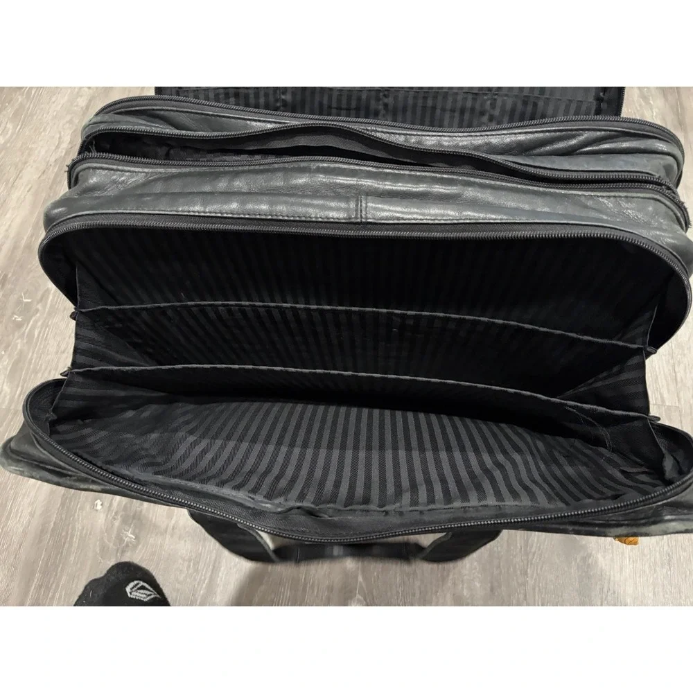 Tumi used heavy