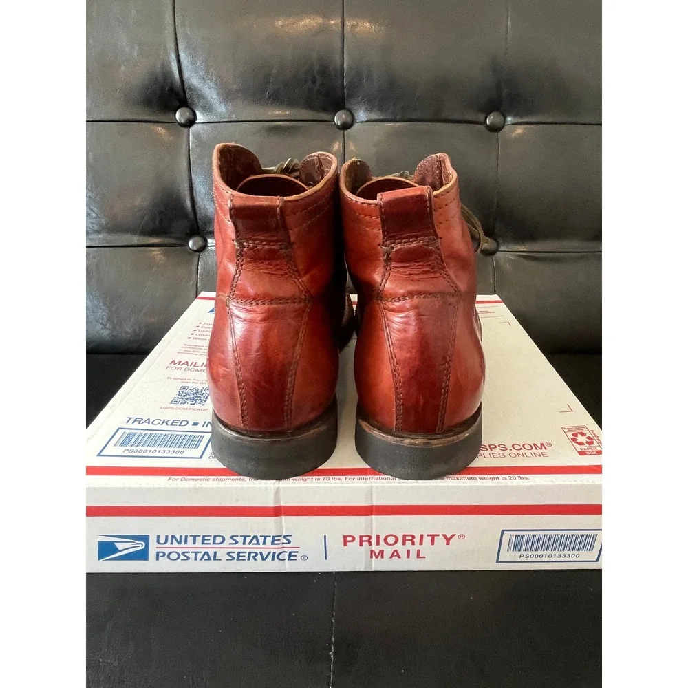 Frye clean lace