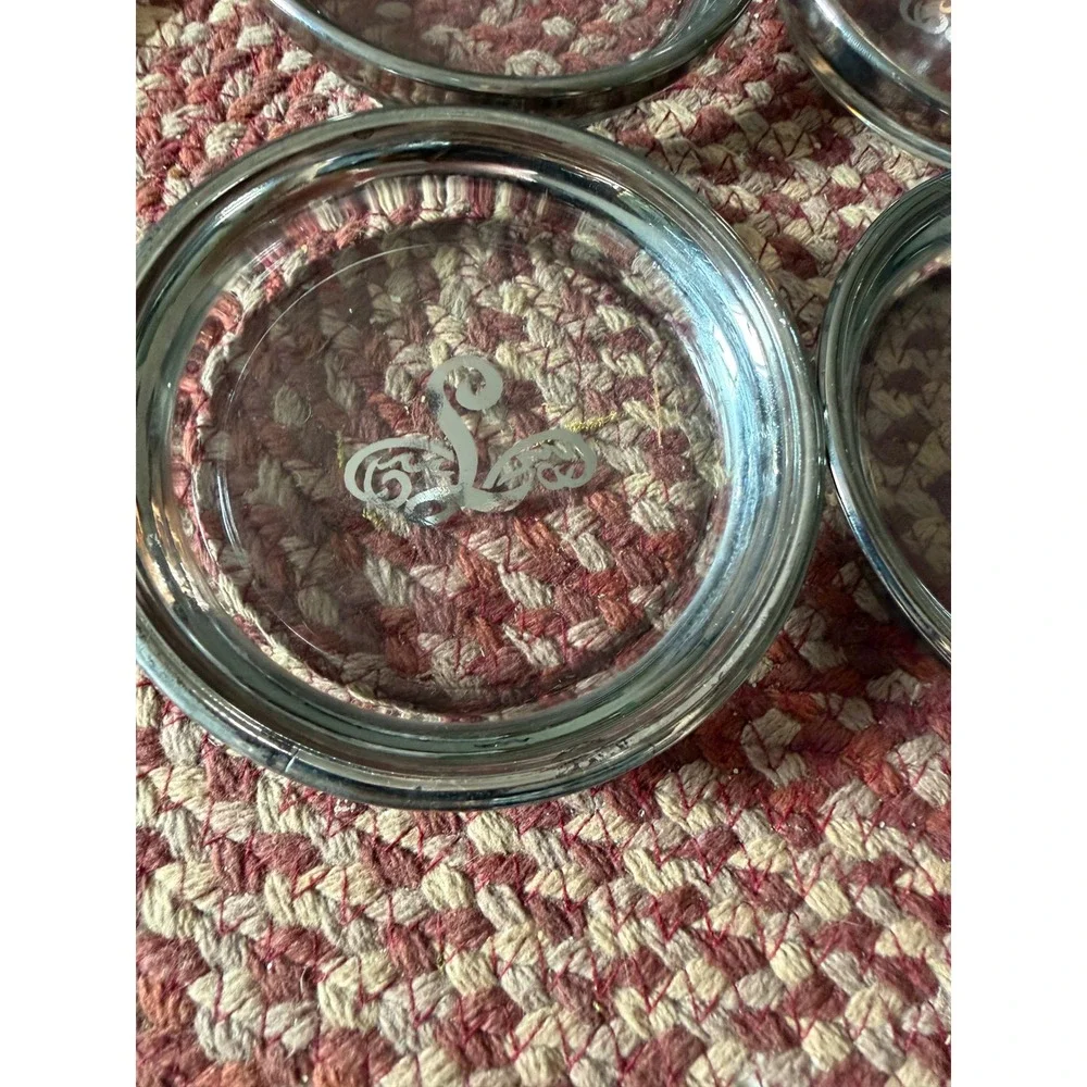 Unbranded monogram rim