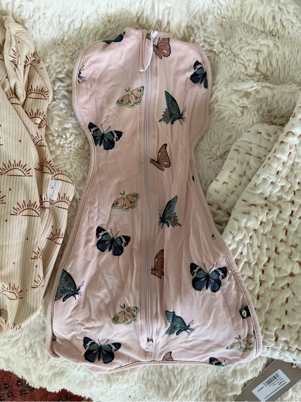 Kyte BABY Cream and Light Pink Swaddle and Vest Set