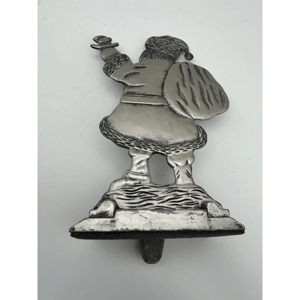 Carven Pottery vintage pewter