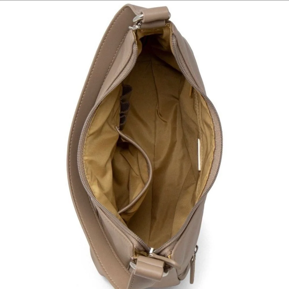 Giani Bernini bernini handbag lots