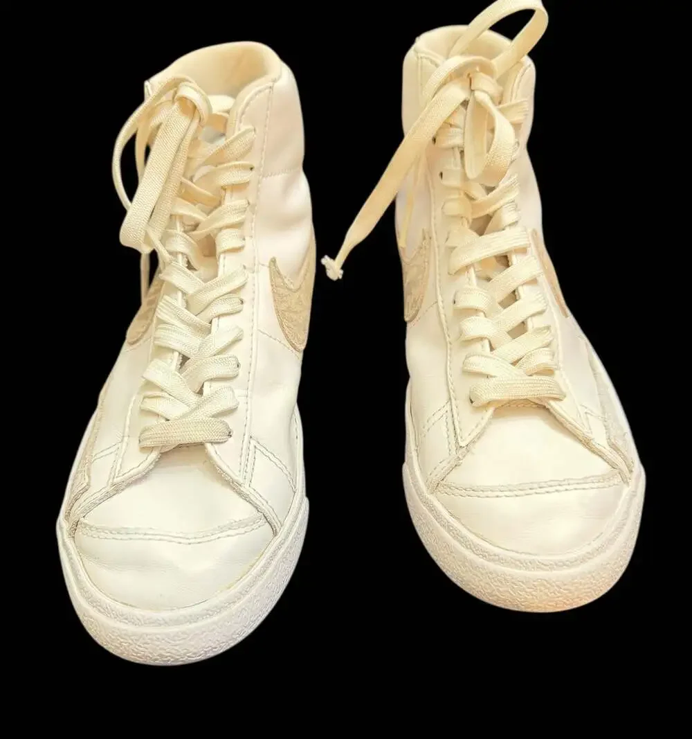 Nike blazer mid