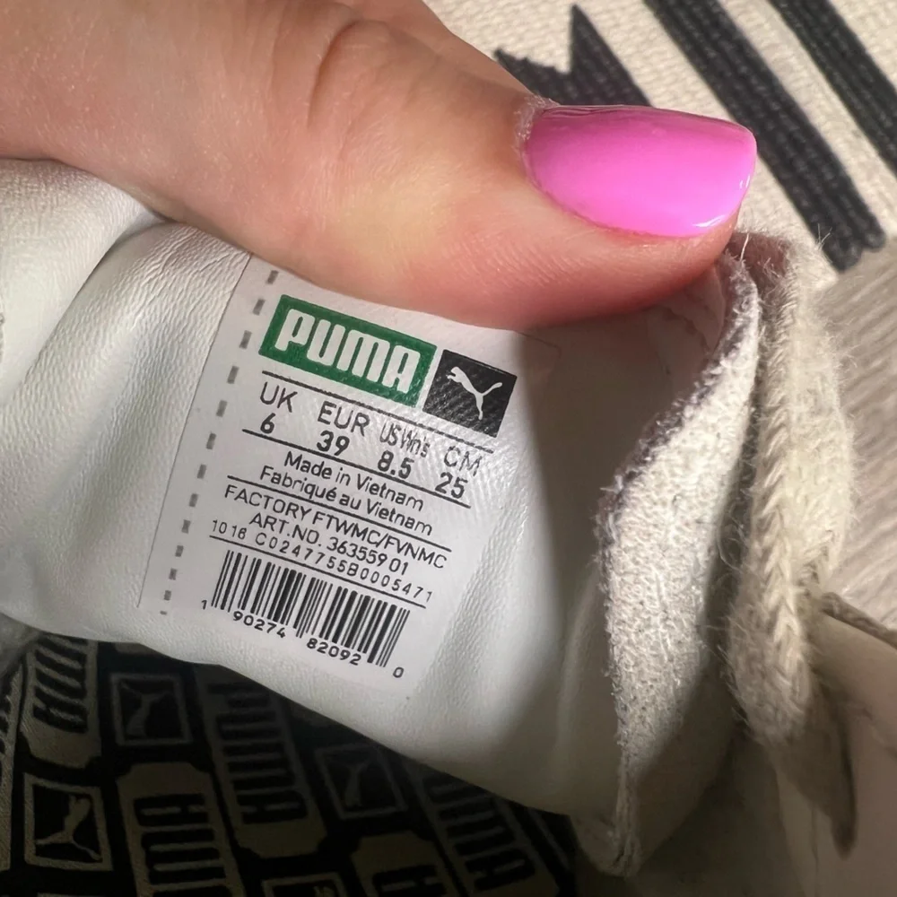 Puma soles scuffs bit