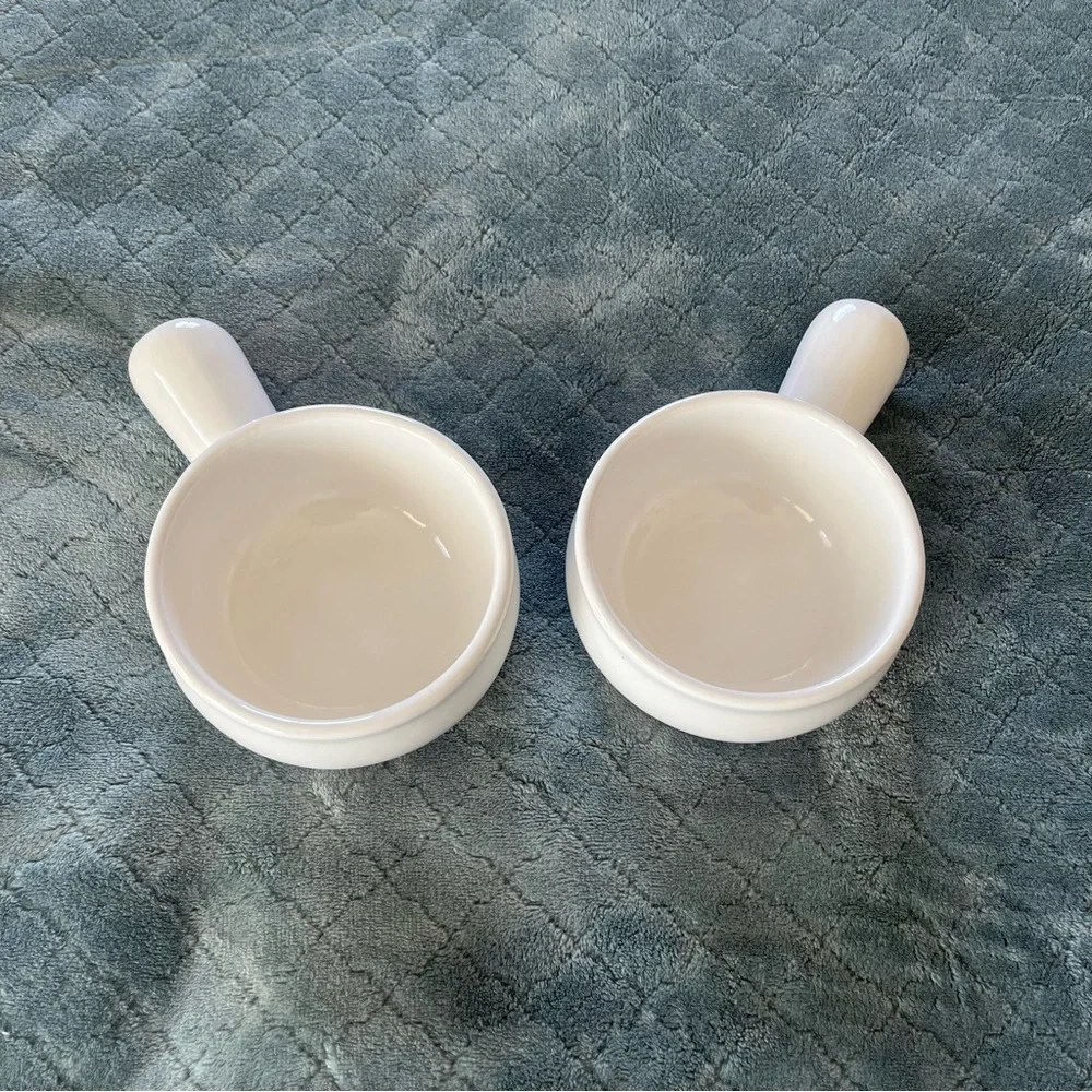 Williams Sonoma White Ceramic French‎ Soup Bowls bundle of 2