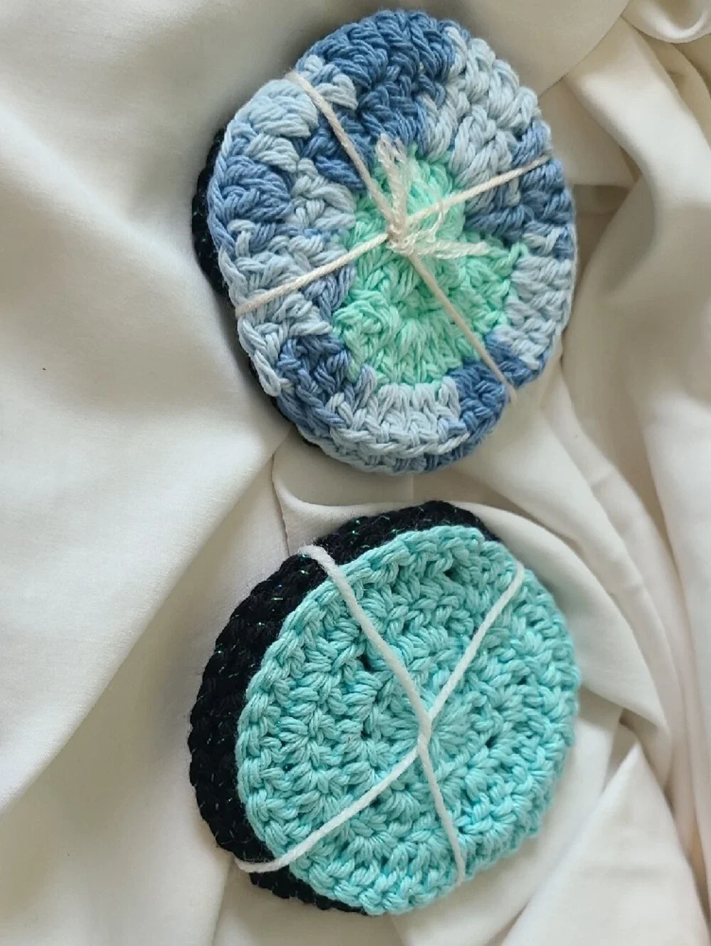 N/A set crocheted