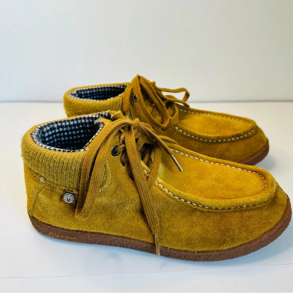 Ocean Minded suede leather