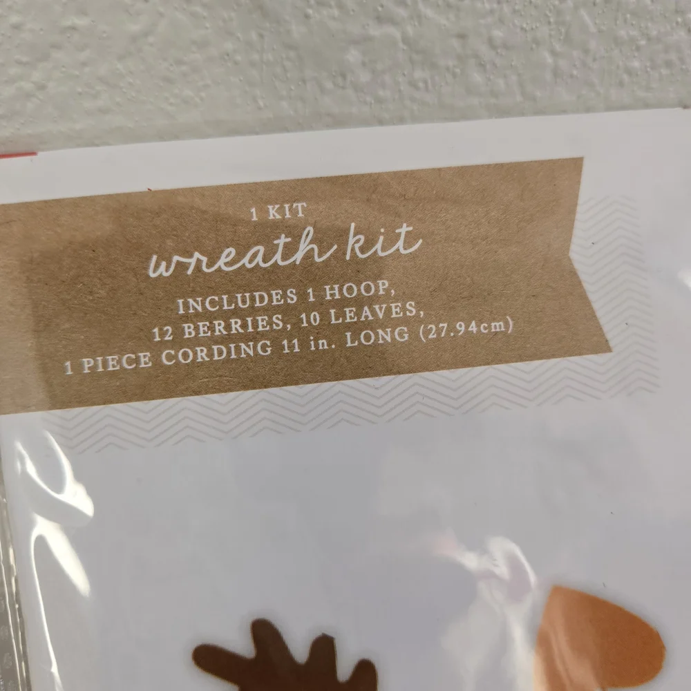 Target charming wall