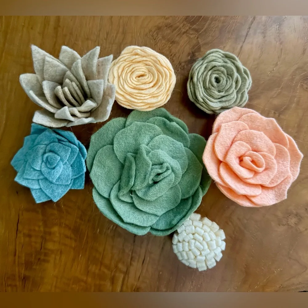 ⭐️2/$12 Handmade Felt Succulent Set- 7 Faux Succulents Decor Nursery DIY Flowers