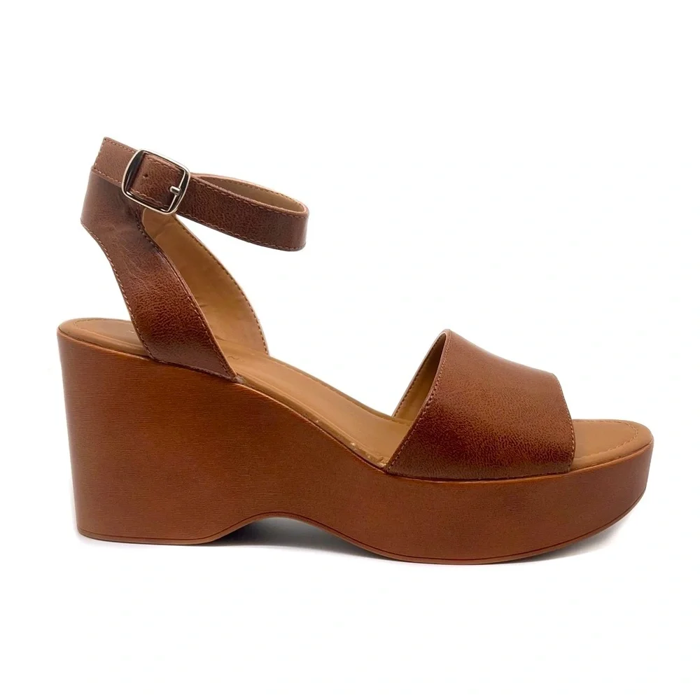 Sun + Stone ankle take heel