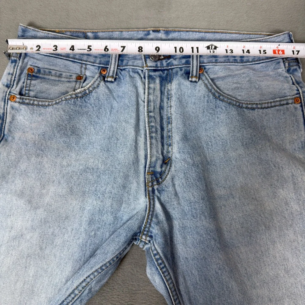 Levi's 505 Jeans Men's 33x32 Light Wash Straight Leg Regular Fit Raw Hem‎