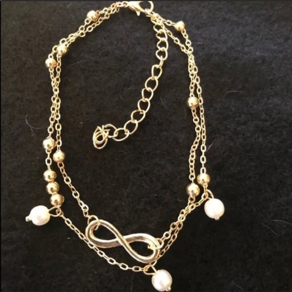 anklet ankle