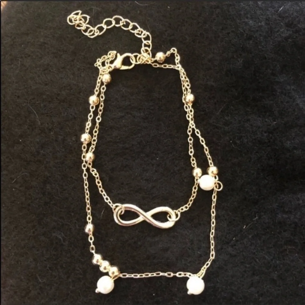 anklet ankle