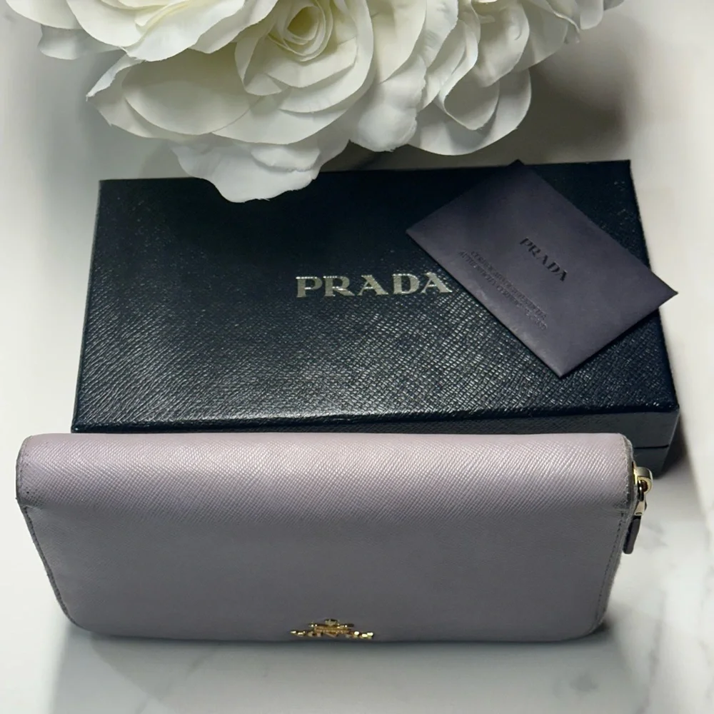 Prada chic wallet