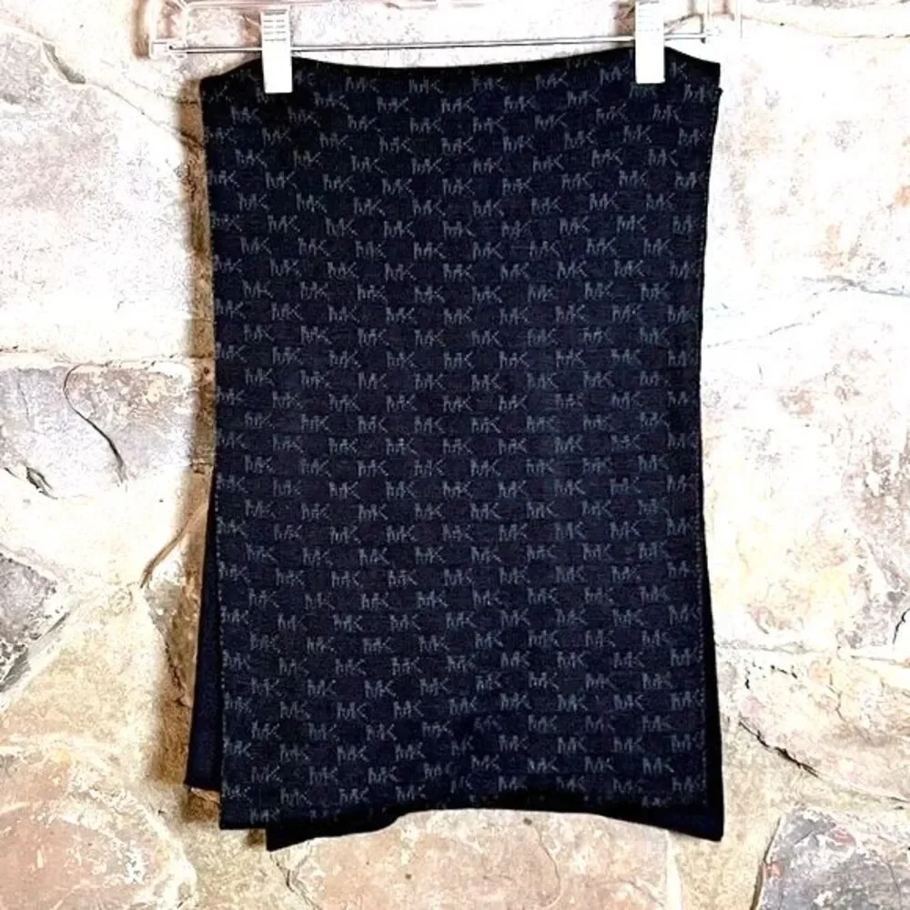 Michael Kors excellent pre