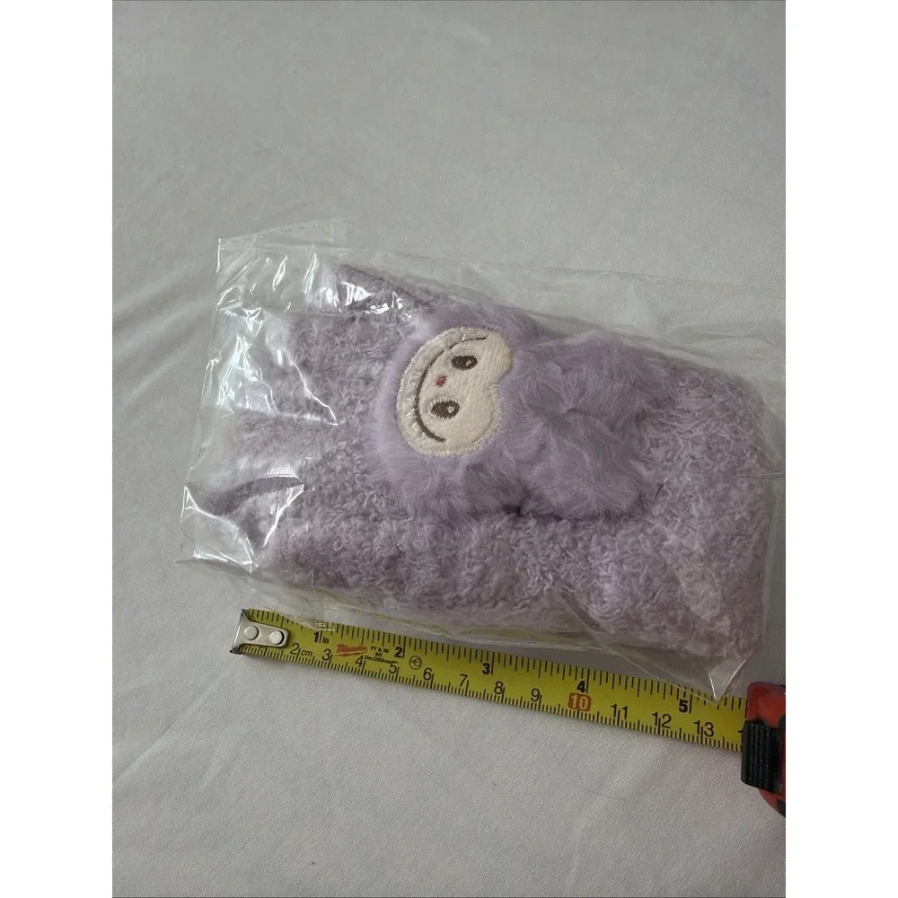 Authentic Warm Fluffy Holiday Series Labubu Mittens Limited Gloves‎ Small Kids