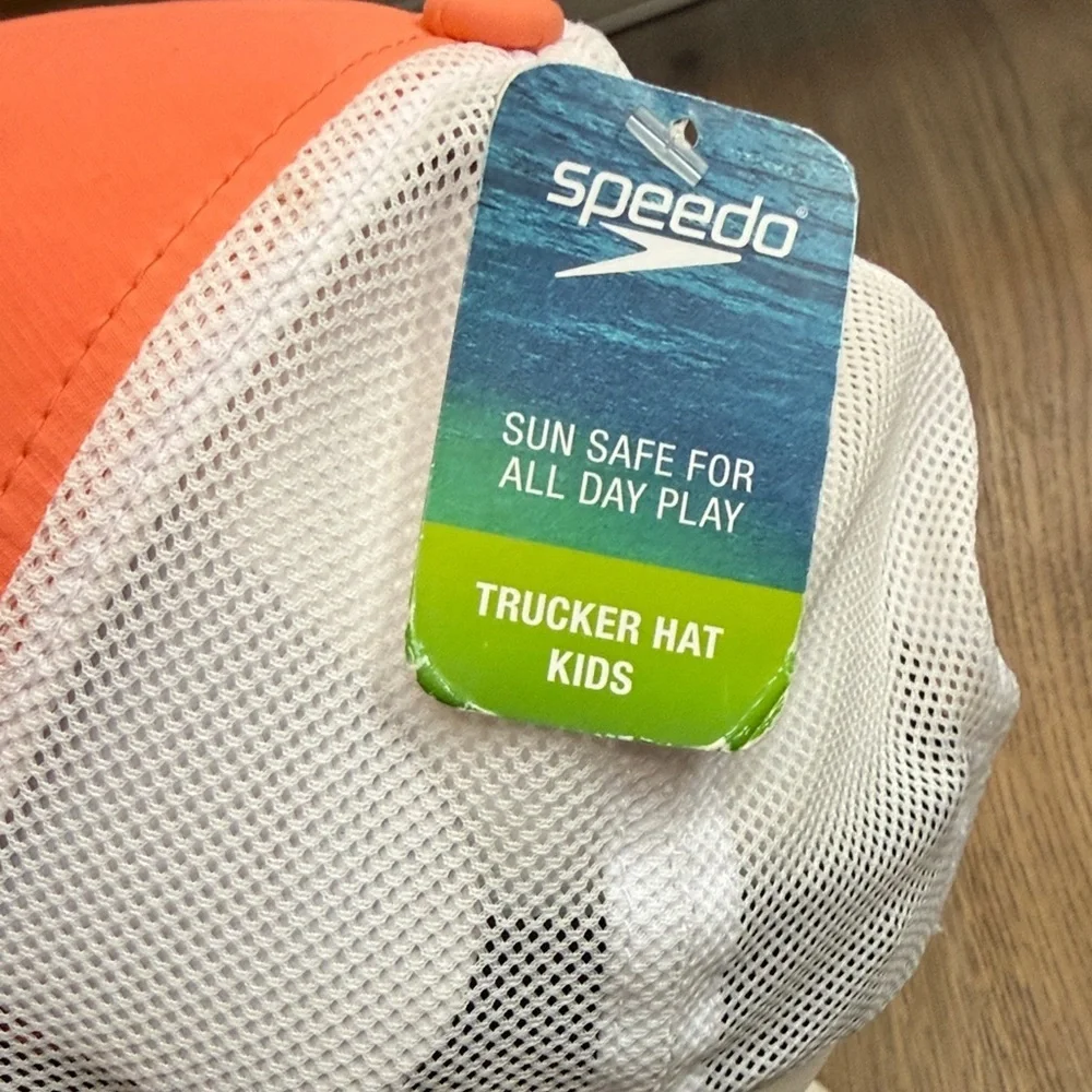 Speedo add splash