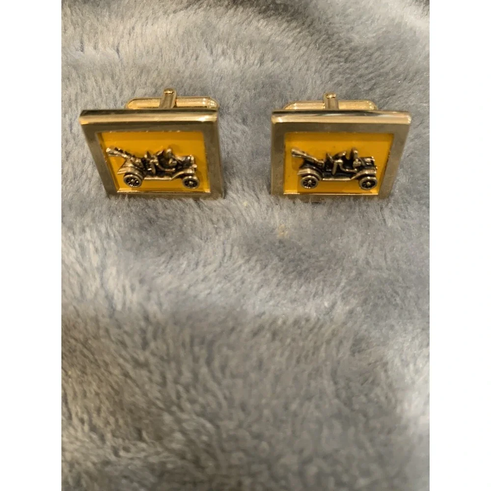 SWANK vintage square