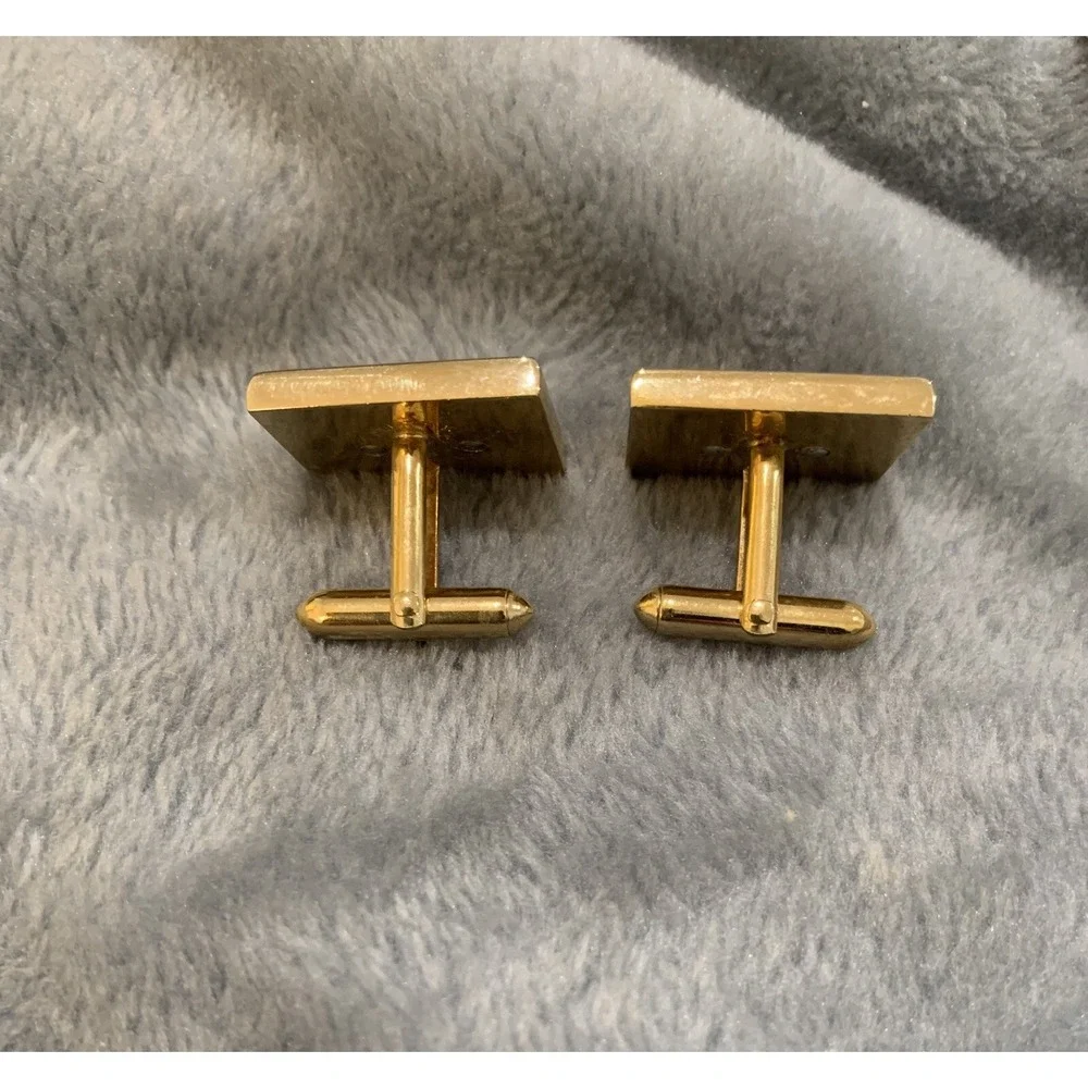SWANK vintage square