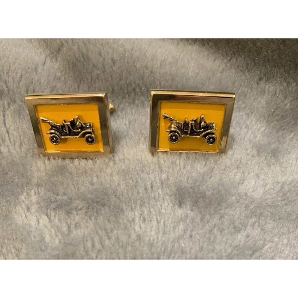 Vintage SWANK Antique Car Gold Square Yellow Enamel Cufflinks Signed