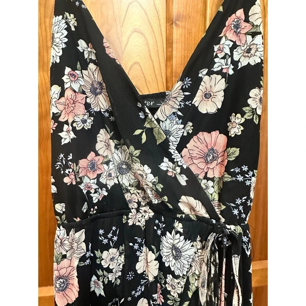 Aster Black Floral Print Sleeveless V-Neck Midi Dress, Large, flowy