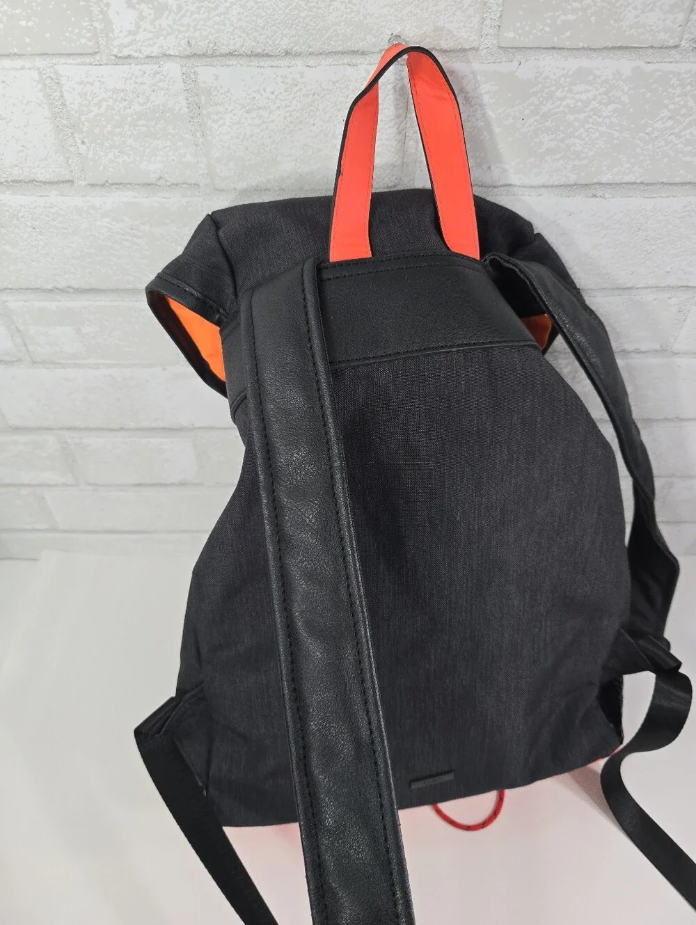Aldo ulelilian dark