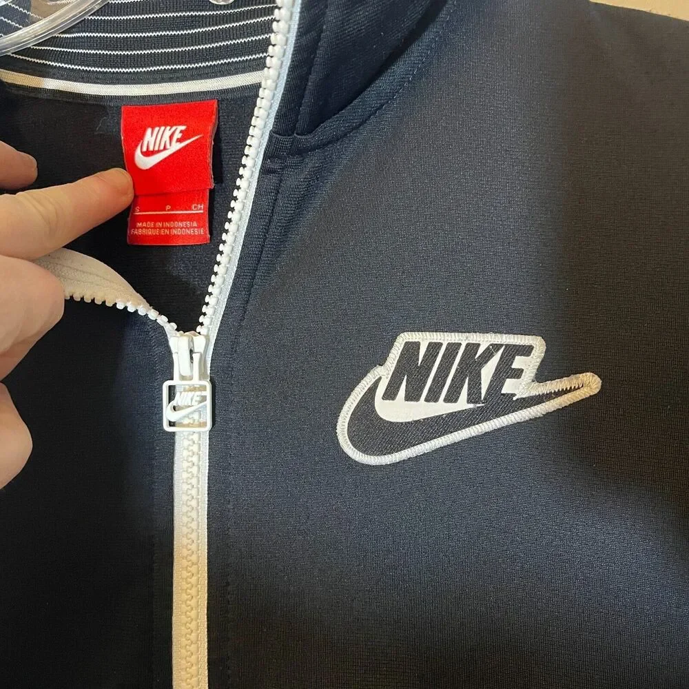 Nike good not vintage