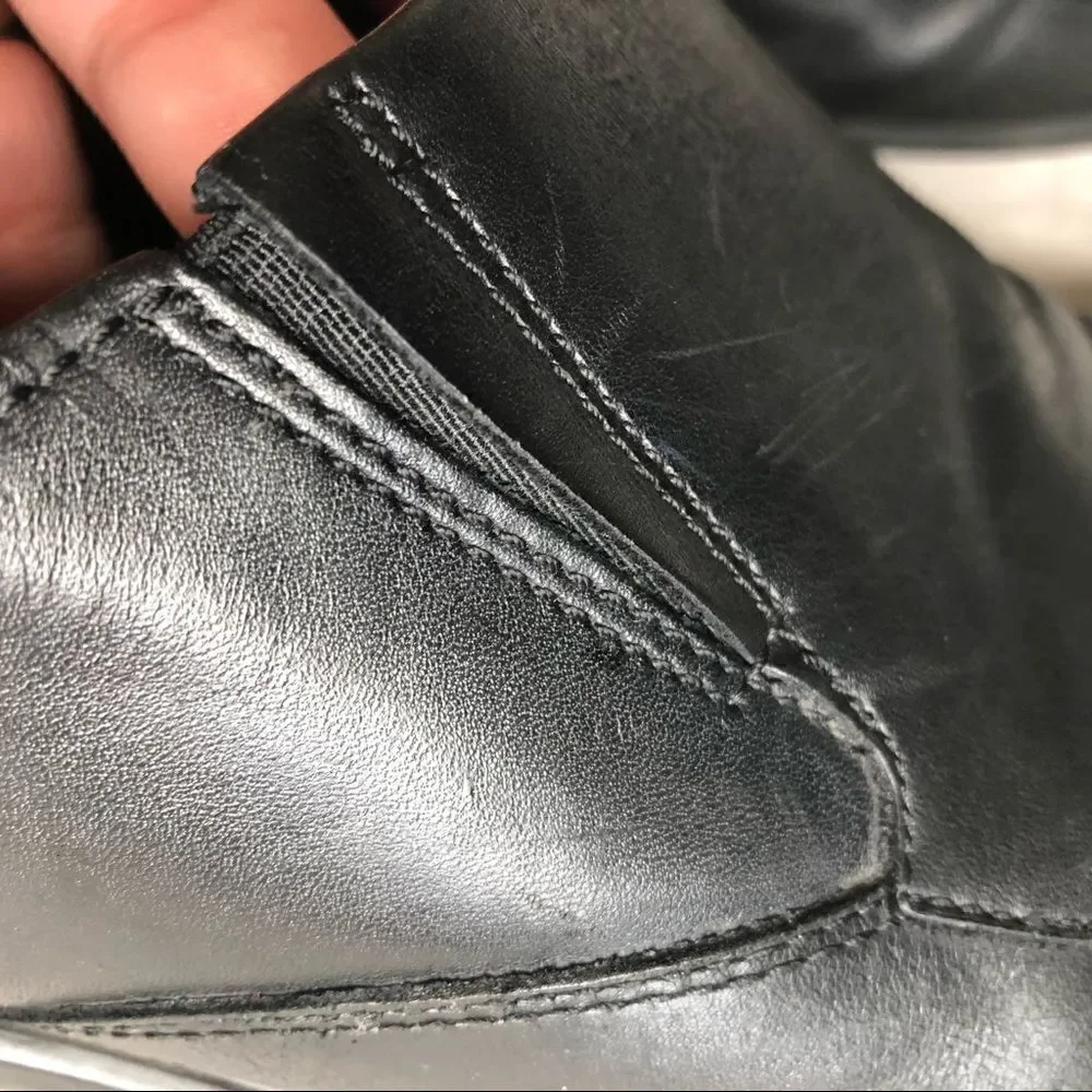 Clarks preowned good
