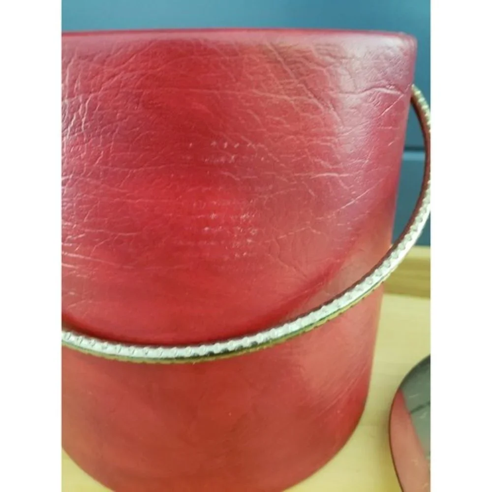Vintage this bucket