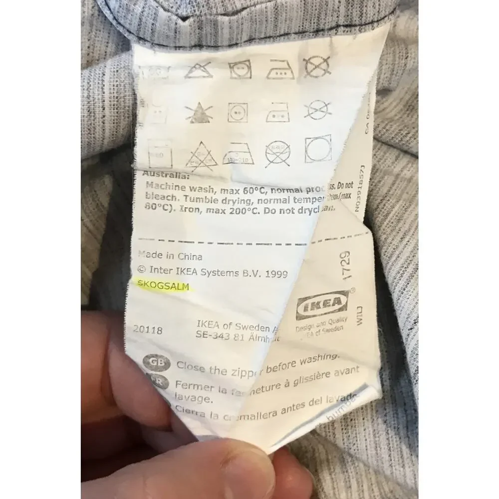 IKEA 30“ 20“