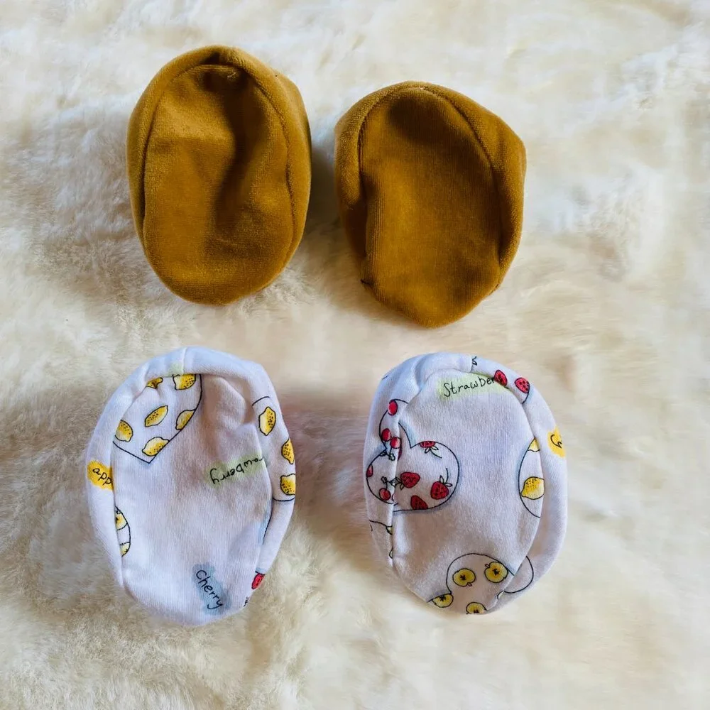 Baby Newborn Booties Girl 2-pk bundle, Cat and Fruit Pattern